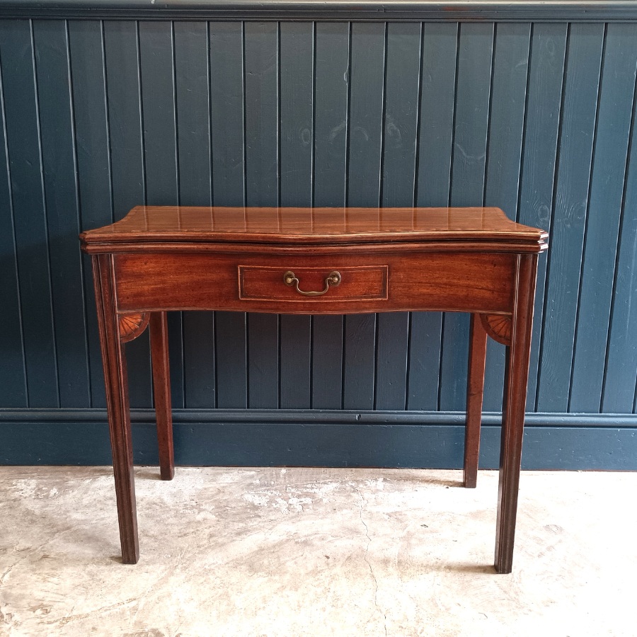 Antique George III Mahogany Tea Card Side Table (1).jpg